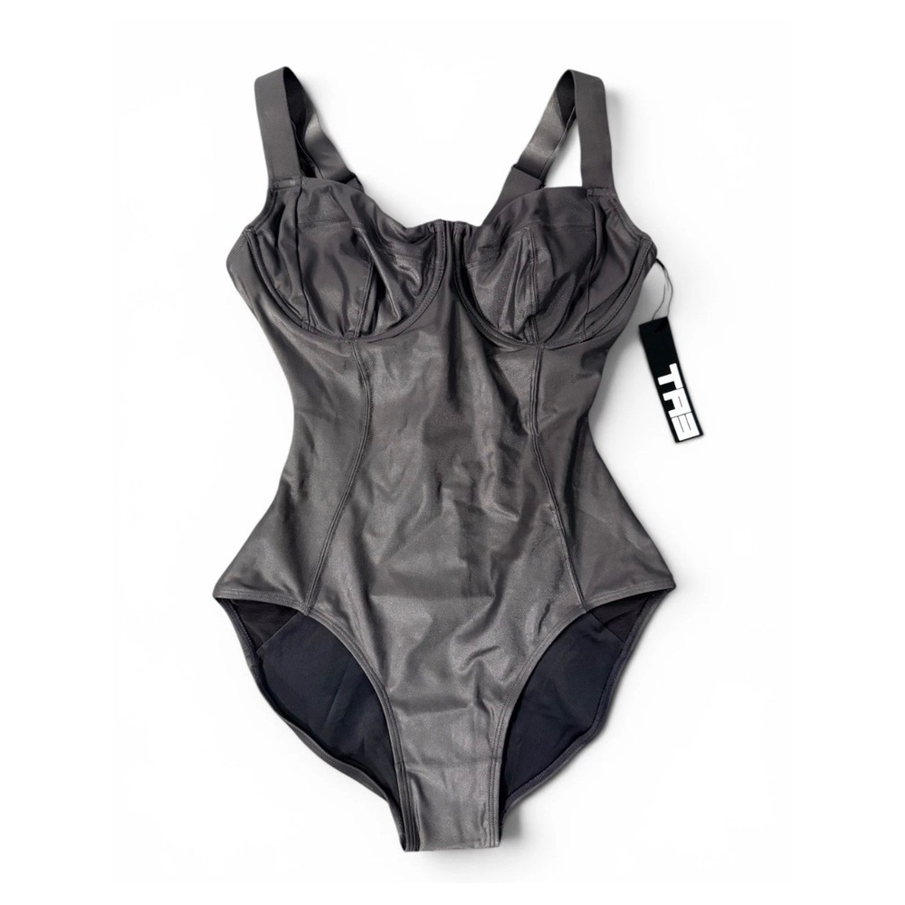 TA3 Lifty Pewter Contour One Piece Swimsuit NWT Metallic Lace Up D/DD
Sz Small